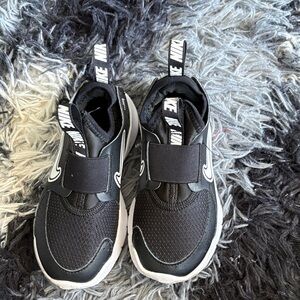 Nike Kids Black and White Sneakers